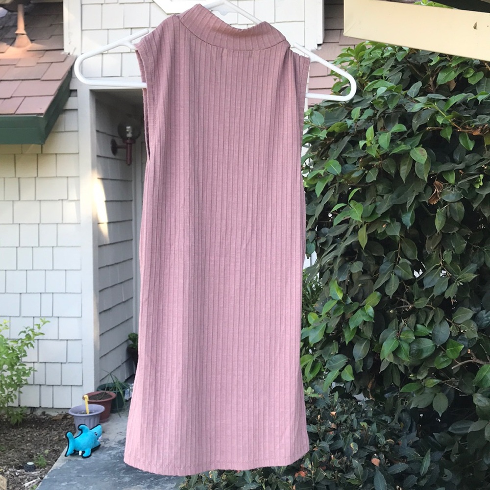 Women’s Heart and Hips Pink Tank Top - Picture 2 of 4
